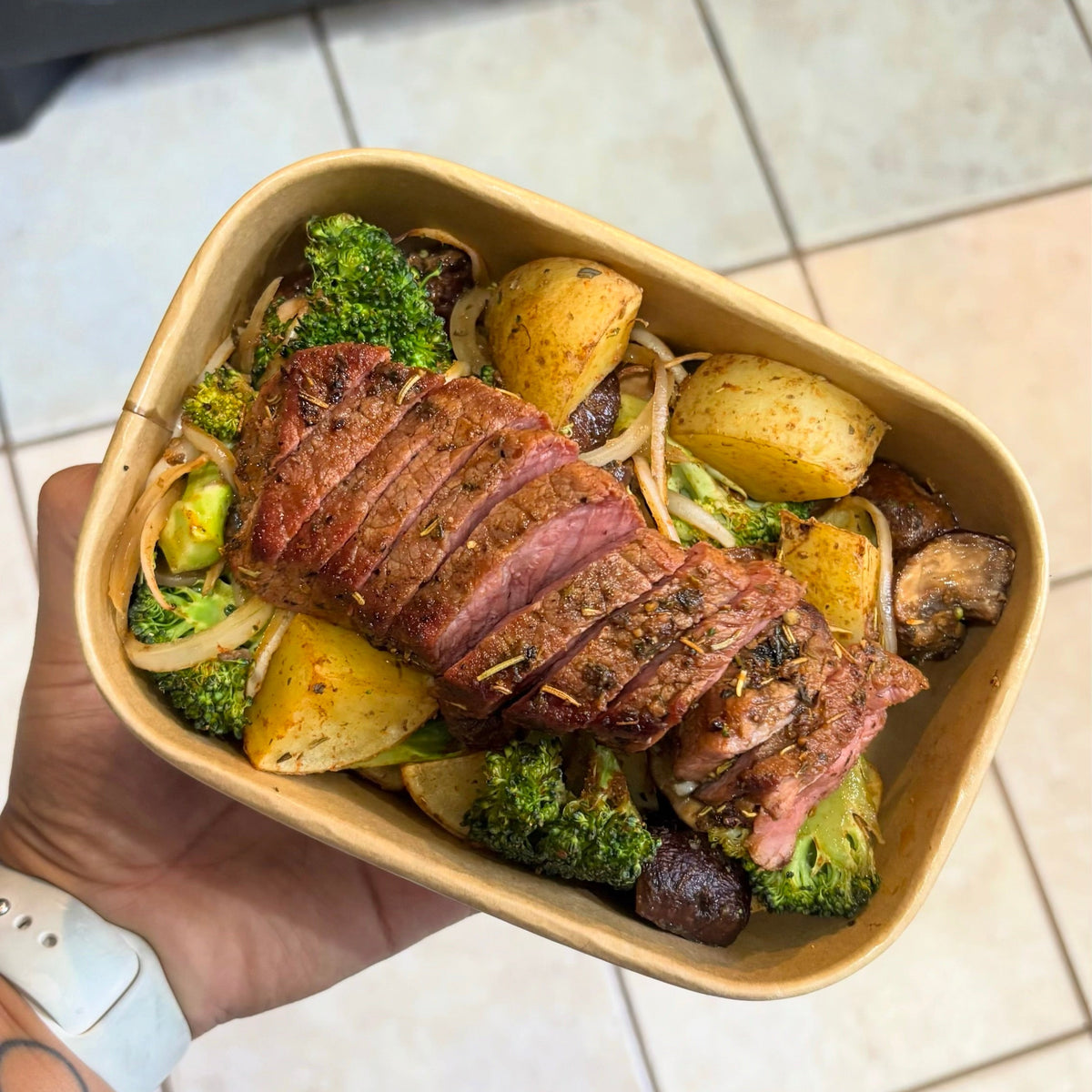 Garlic Herb Bowl with Vegetables, Potatoes, and Scallion Dressing